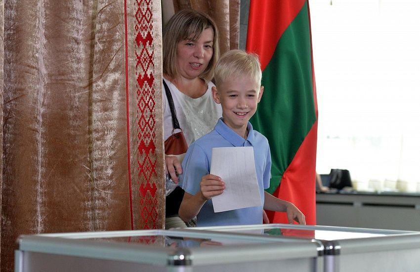 Стало известно, кто выдвинул рекордное количество кандидатов на парламентские выборы в Беларуси