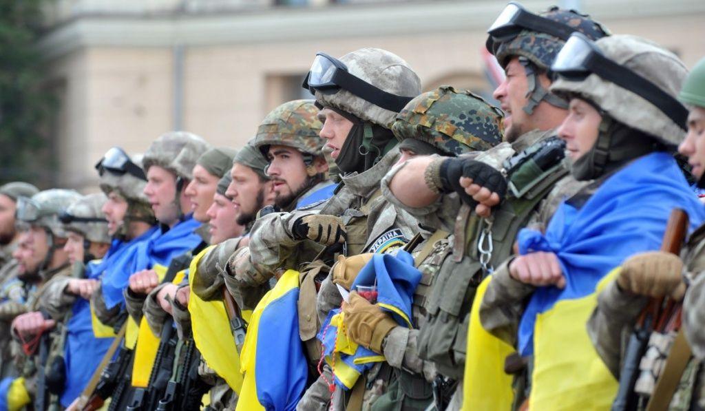 Украинские военные раскритиковали замену приветствия на «Слава Украине»