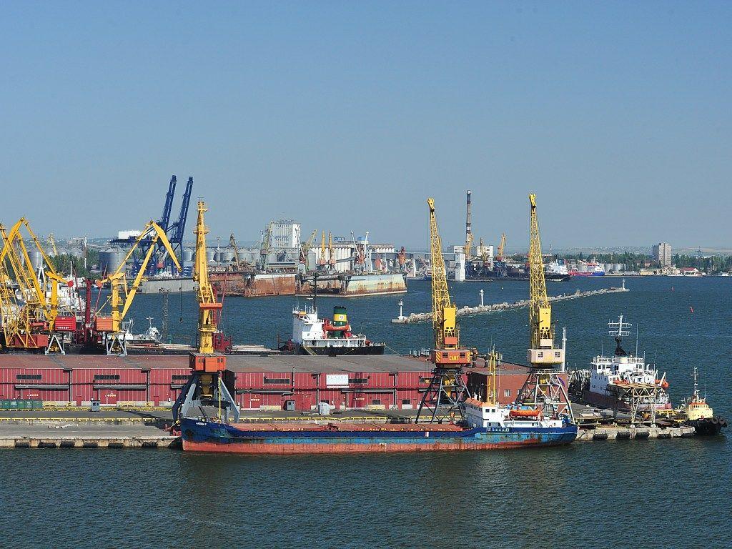 Минск может повлиять на Литву, пригрозив увести калийные удобрения из портов