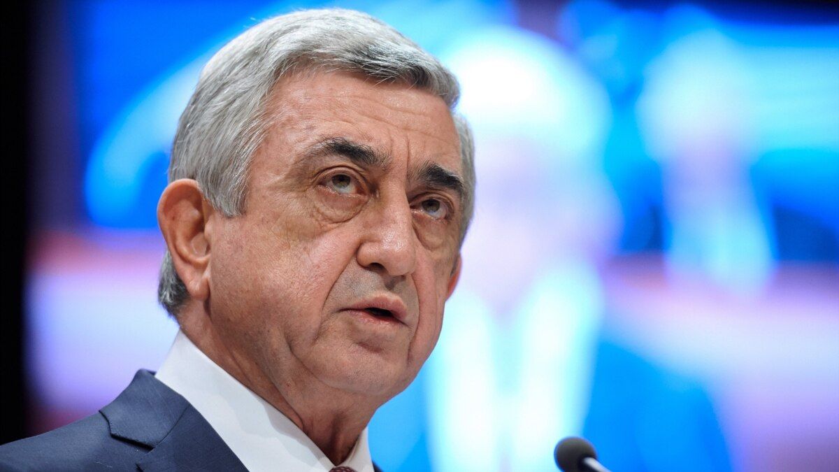 Саргсян осудил власти Армении за непризнание Карабаха