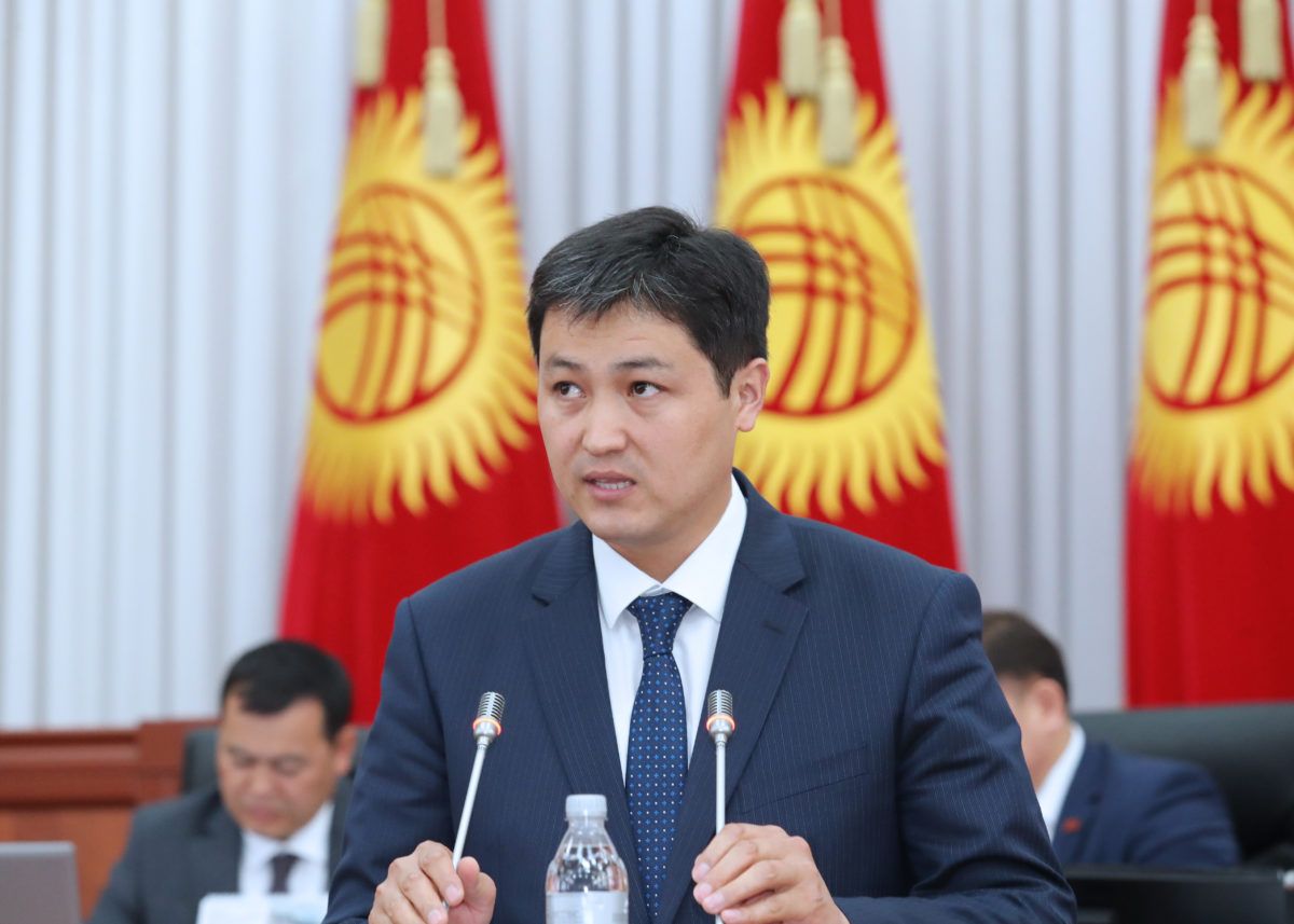 Кандидат в премьеры Кыргызстана представил изменения в правительстве