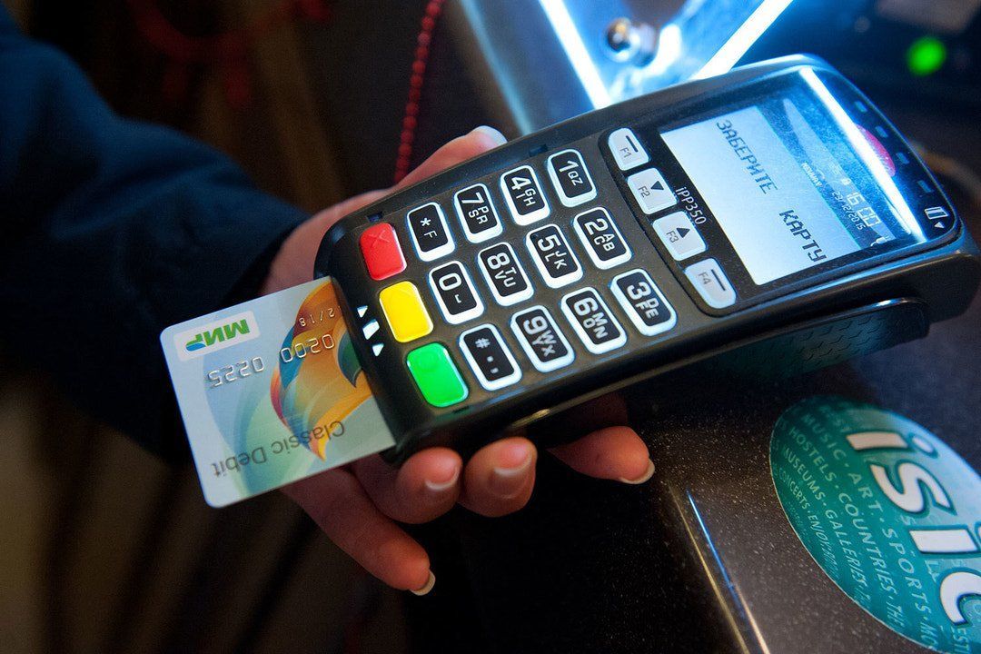 Все банки и магазины в Беларуси будут принимать карты «МИР»
