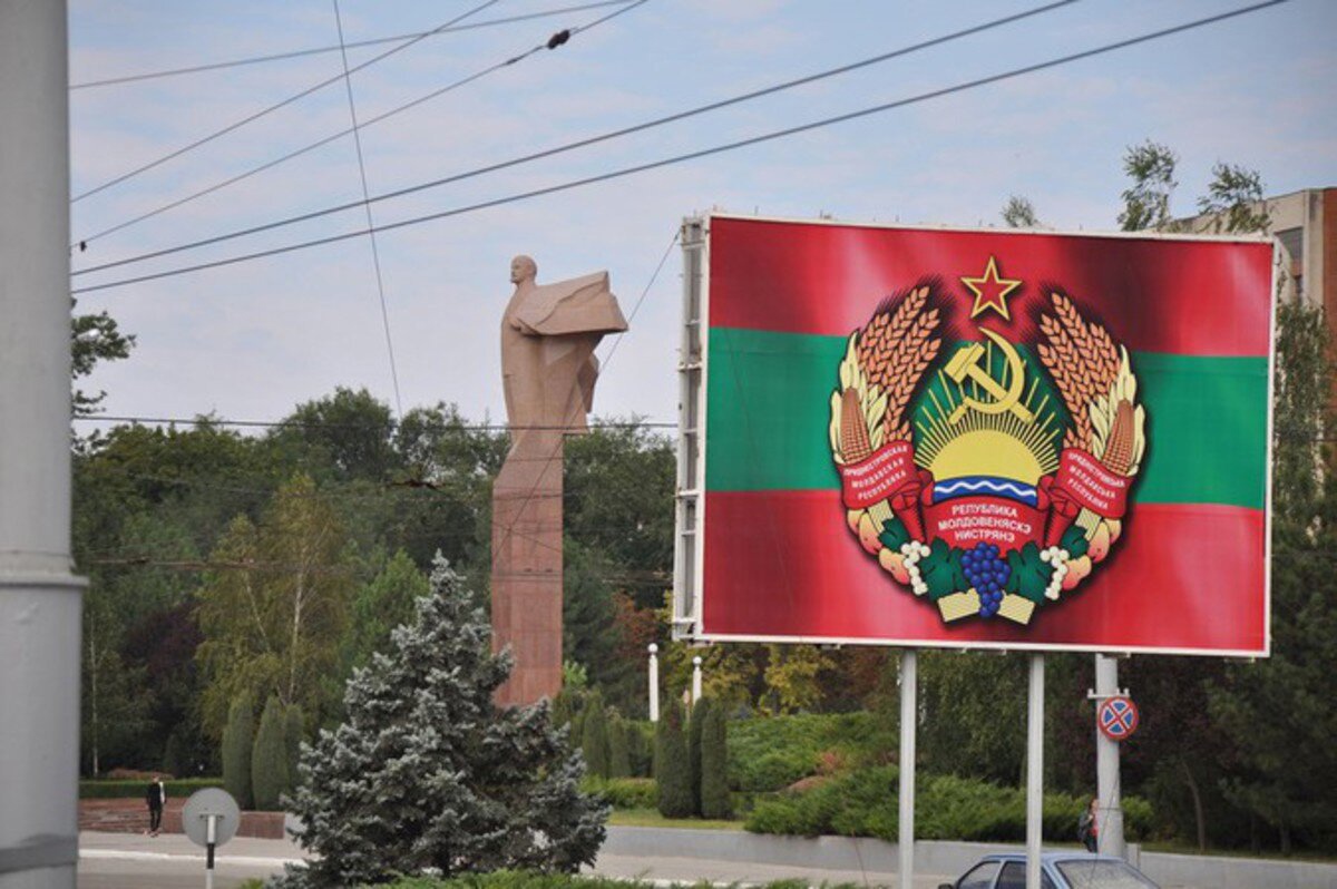 В Приднестровье предупредили о возможных рисках сокращения числа российских дипломатов в Молдове