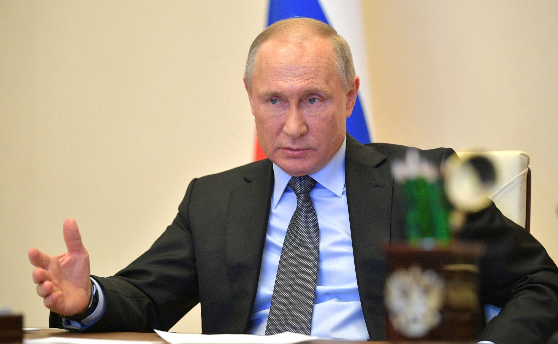 Путин поднял вопрос безопасности Беларуси и России на совещании с Совбезом