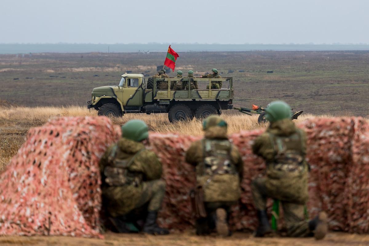 «Эффект будет как от двух Хиросим». Полковник Тиханский – о рисках провокаций ВСУ в Приднестровье