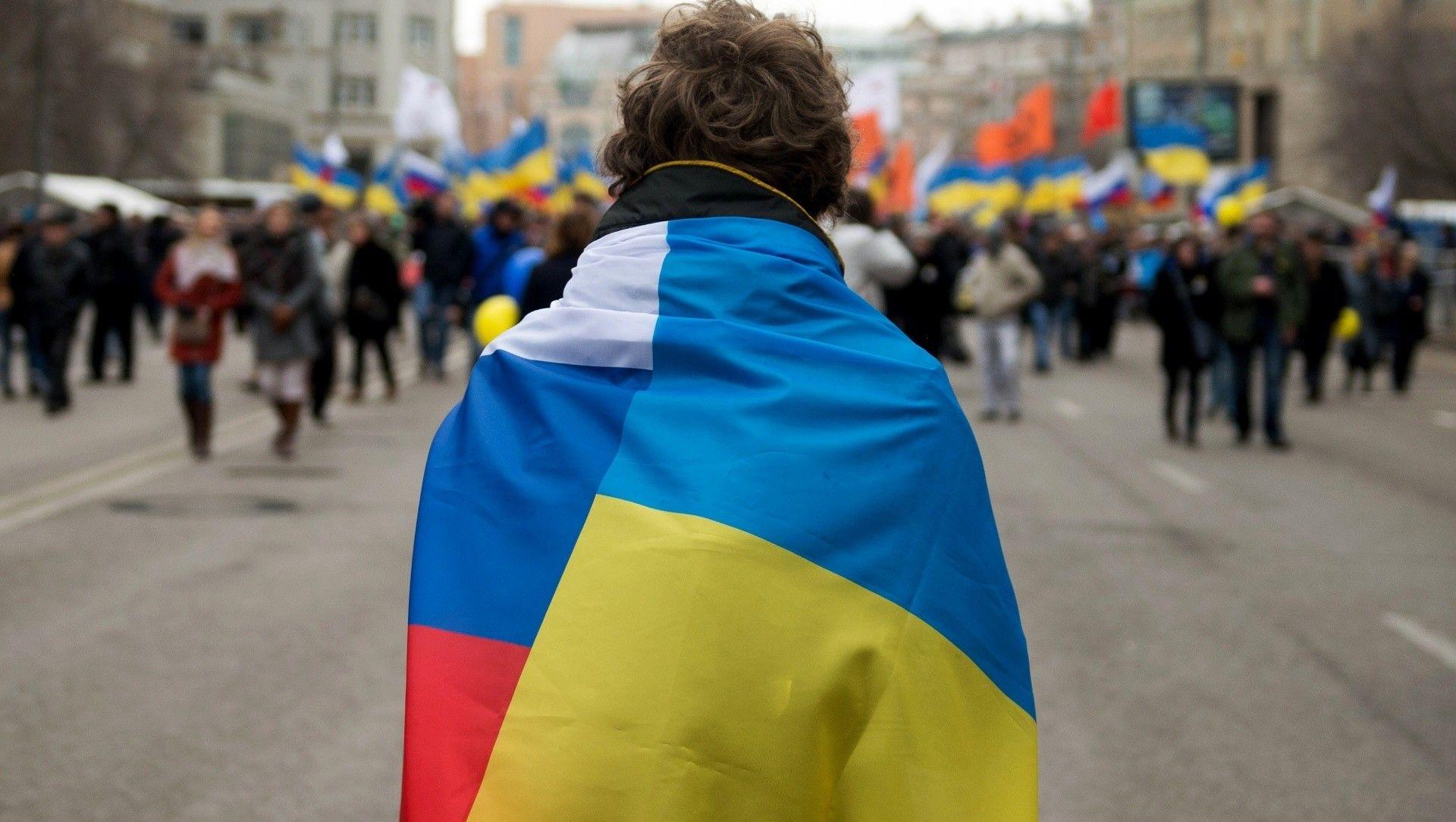 Украинцы стали относиться к России лучше – опрос