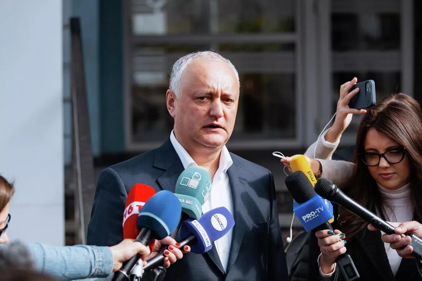 Экс-президент Молдовы раскрыл, как действующая власть преследует несогласных