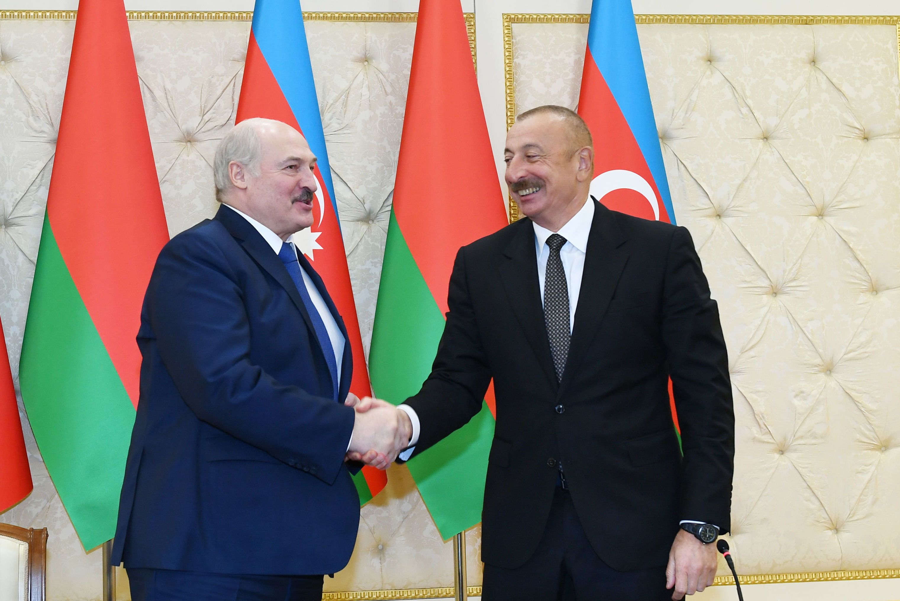 Беларусь может начать поставки «Спутника V» в Азербайджан