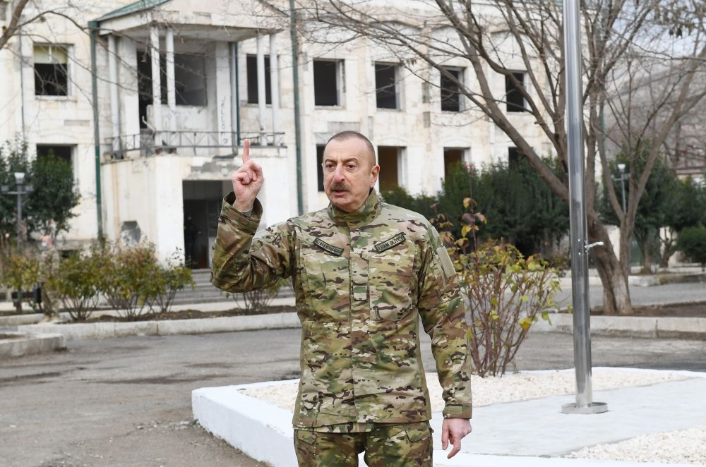 В Азербайджане планируют увеличить военные расходы