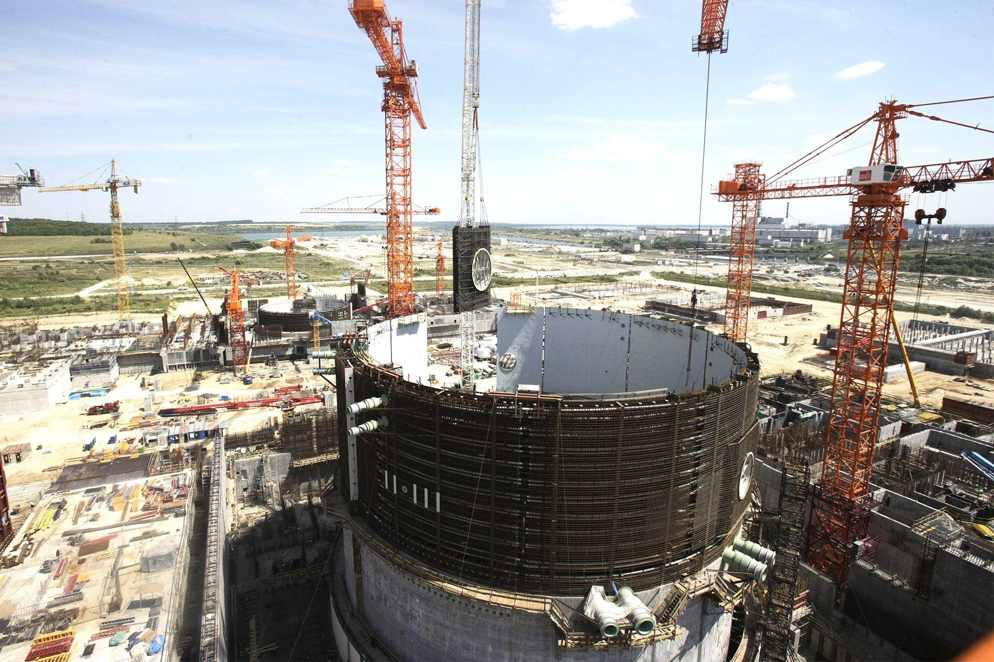 Узбекистан перенес подписание соглашения о строительстве АЭС с Россией