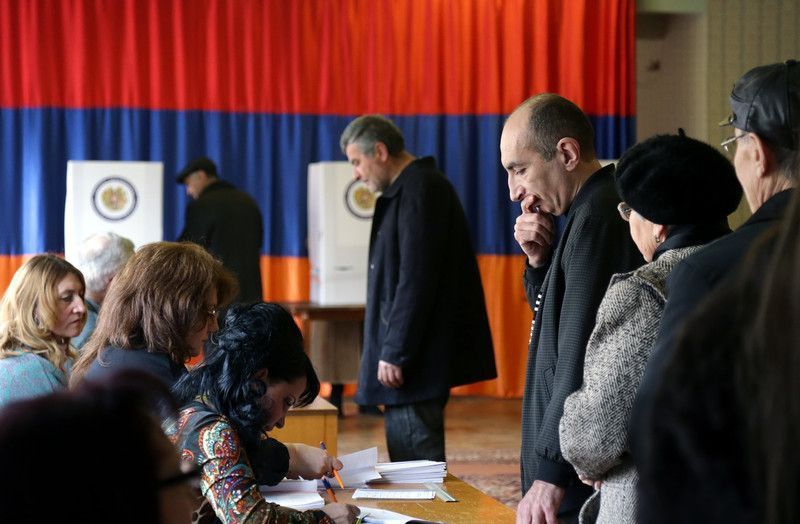 Правящий блок Армении представил поправки в Избирательный кодекс