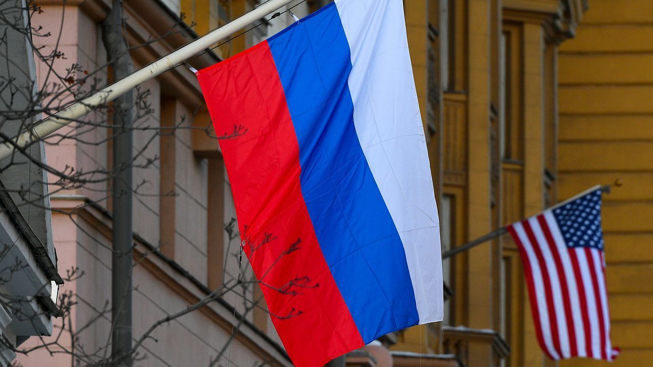 «Ответ будет жестким»: Какие санкции грозят недружественным России странам