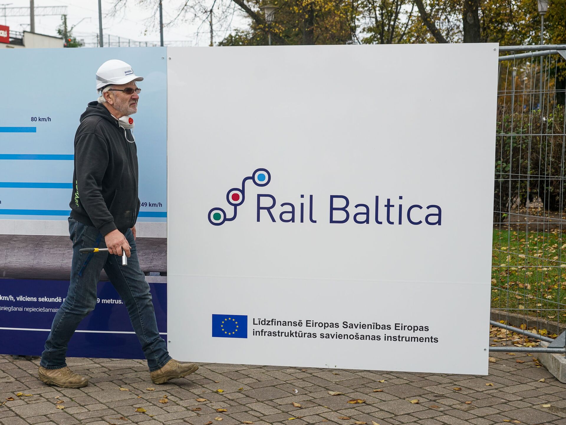 Неокупаемый проект: магистраль Rail Baltica в Латвии превратилась в долгострой