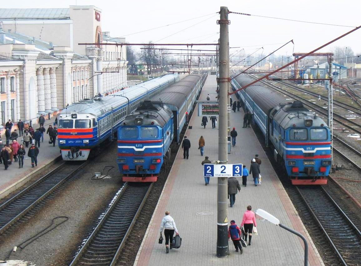 Поезда из Минска начнут ходить в Москву и Петербург ежедневно