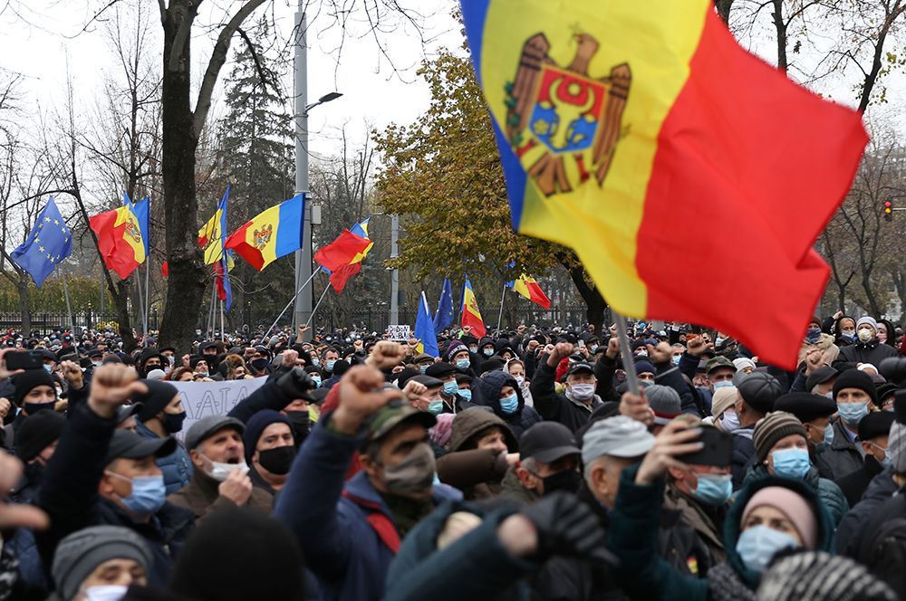 Премьер Молдовы оценил сроки досрочных выборов в парламент