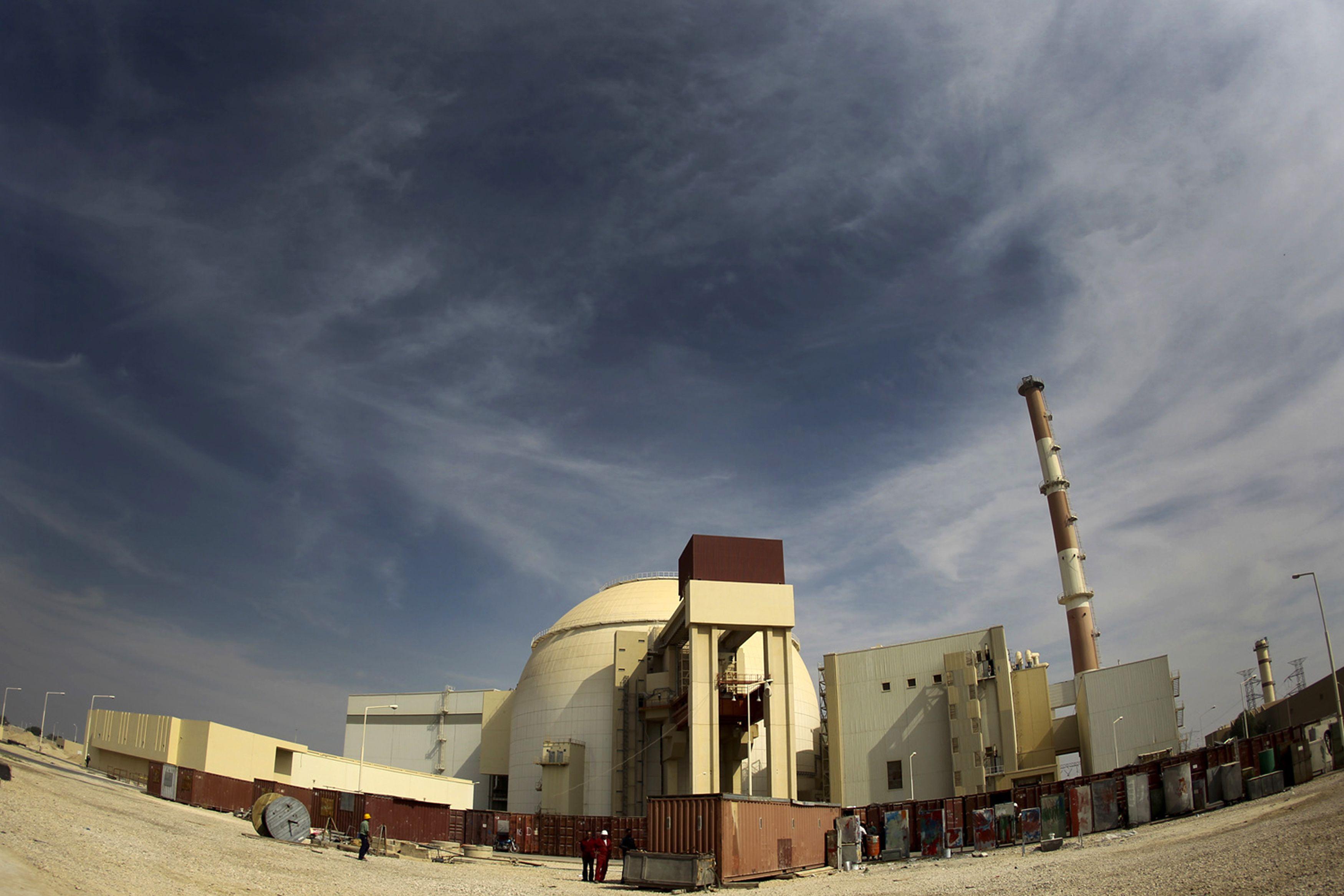 Атом вопреки санкциям. Как Россия построила АЭС в Иране