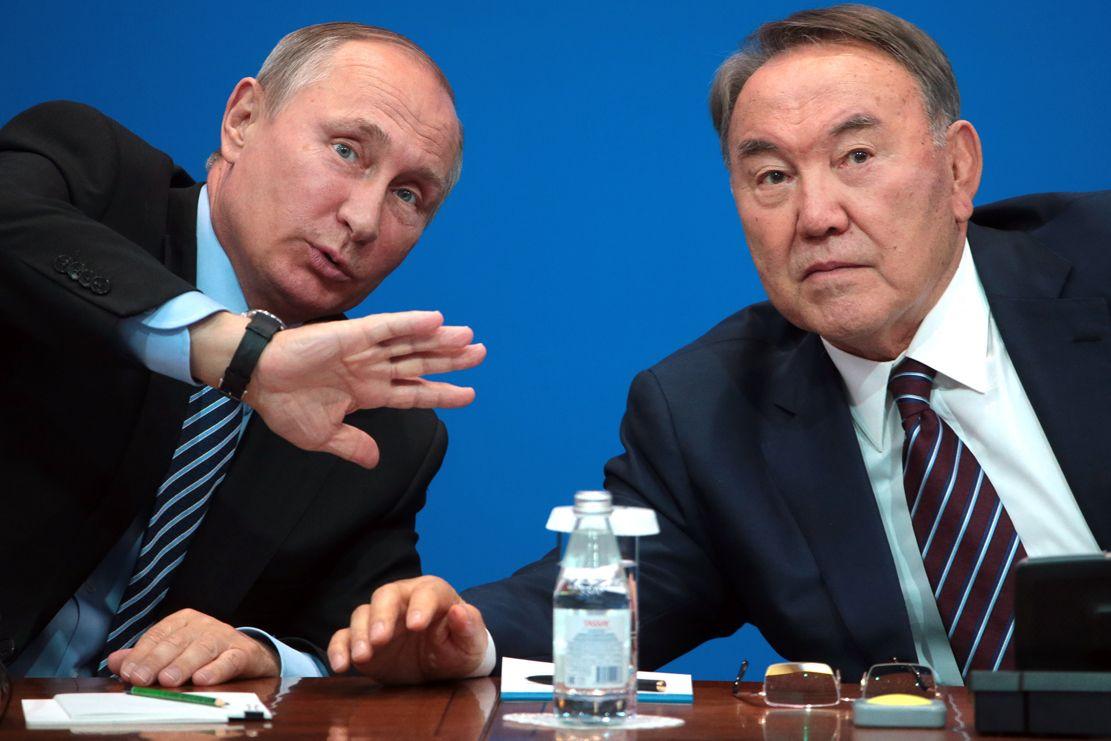  США будут усиливать давление на Казахстан, чтобы помешать России и Китаю – казахстанский эксперт
