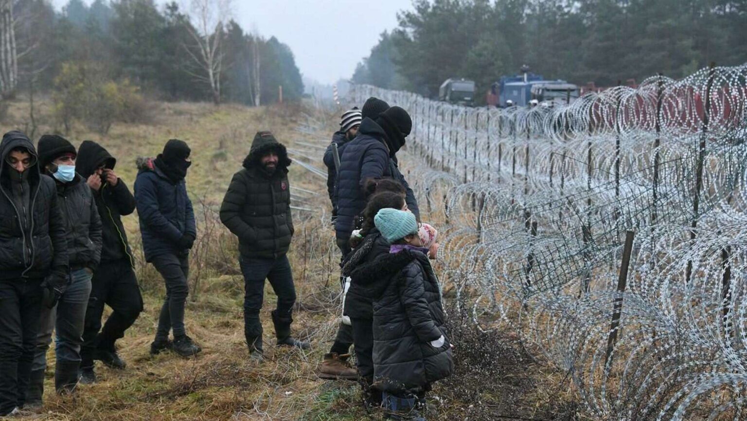 ЕСПЧ запретил Польше высылать мигрантов в Беларусь