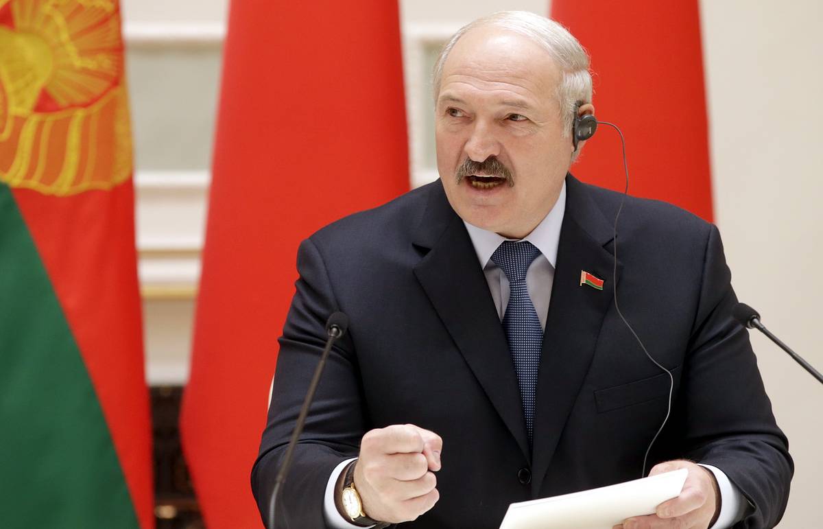 Лукашенко: Беларусь провела спецоперацию на Украине