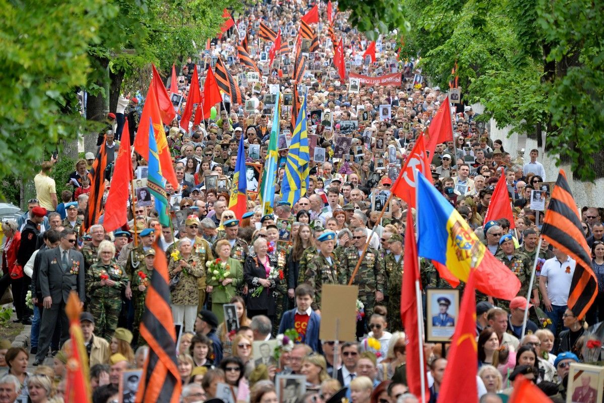 «Искусственный праздник». Почему «День Европы» не заменил в Молдове День Победы