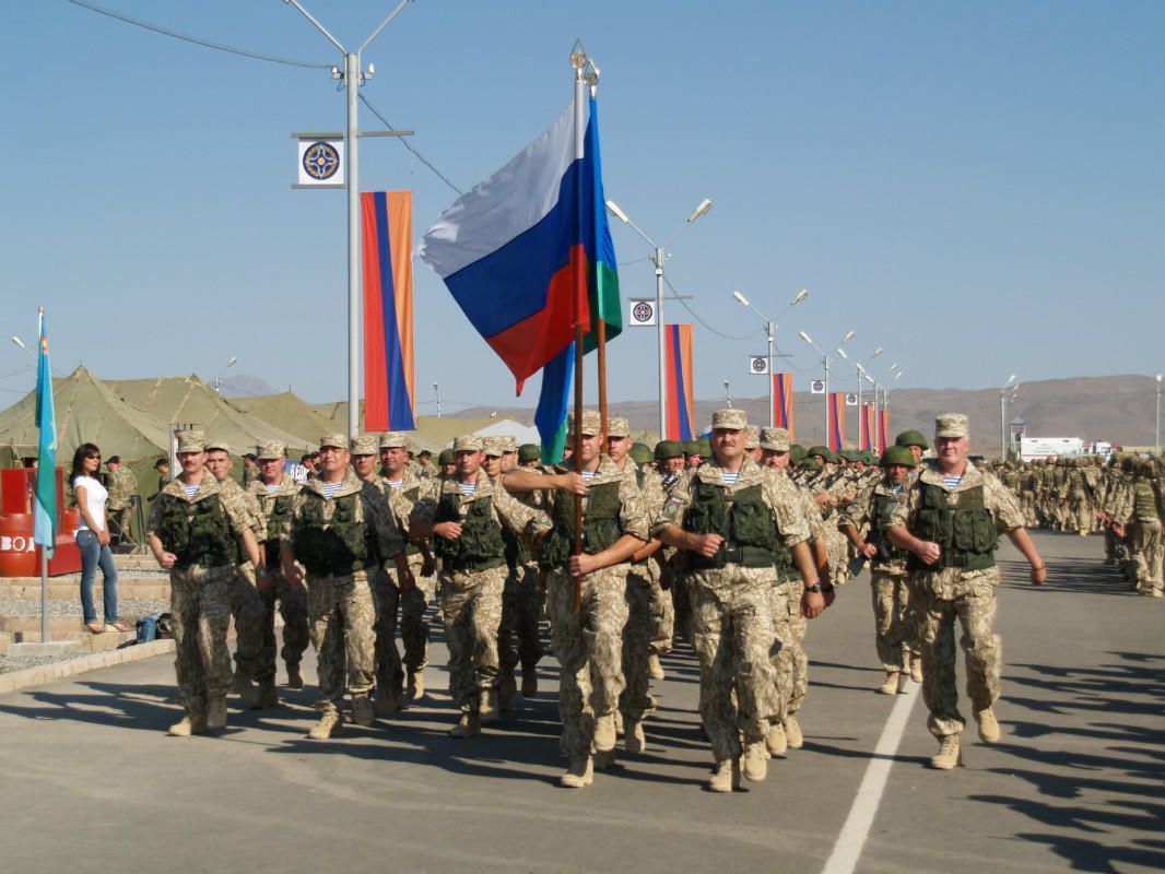 Член Совета Федерации: Россия будет защищать границы Армении как свои