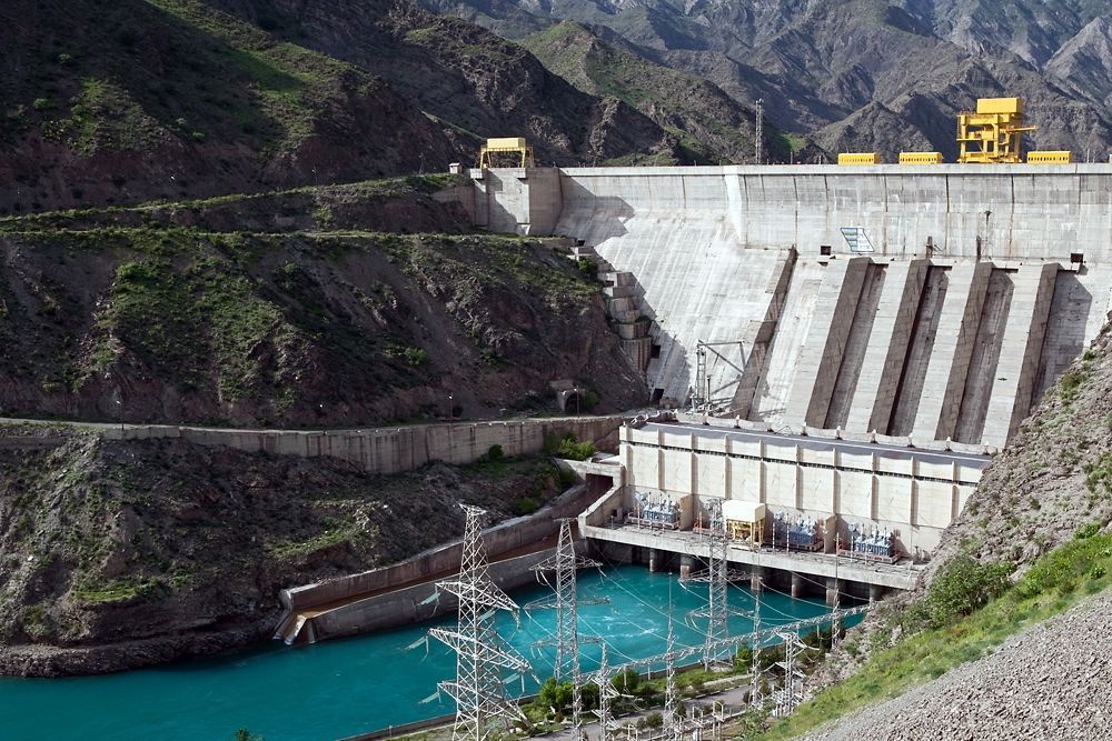 Власти Кыргызстана предупредили население о дефиците электричества