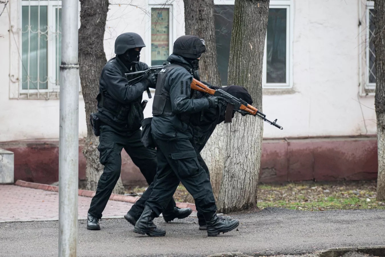 Казахстанские силовики провели масштабную операцию по борьбе с экстремизмом