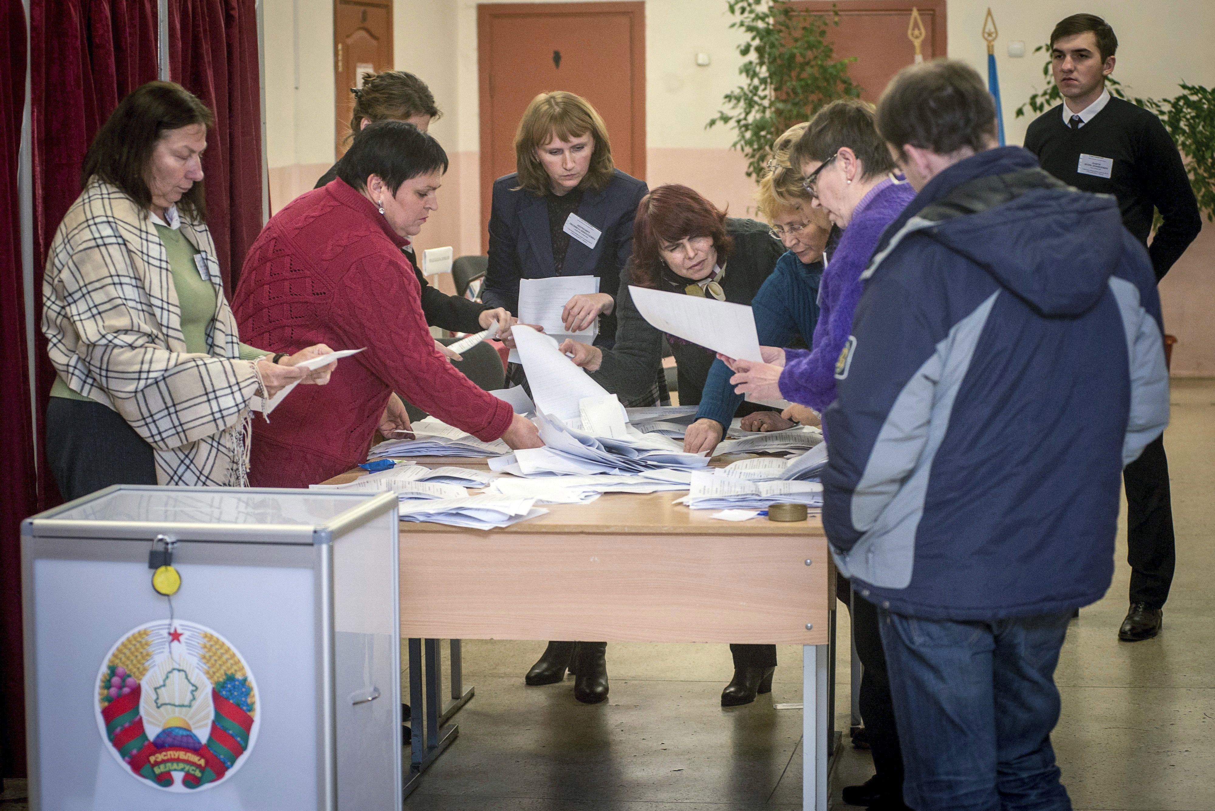 «Неправильные выборы»: ОБСЕ требует от Беларуси политических реформ