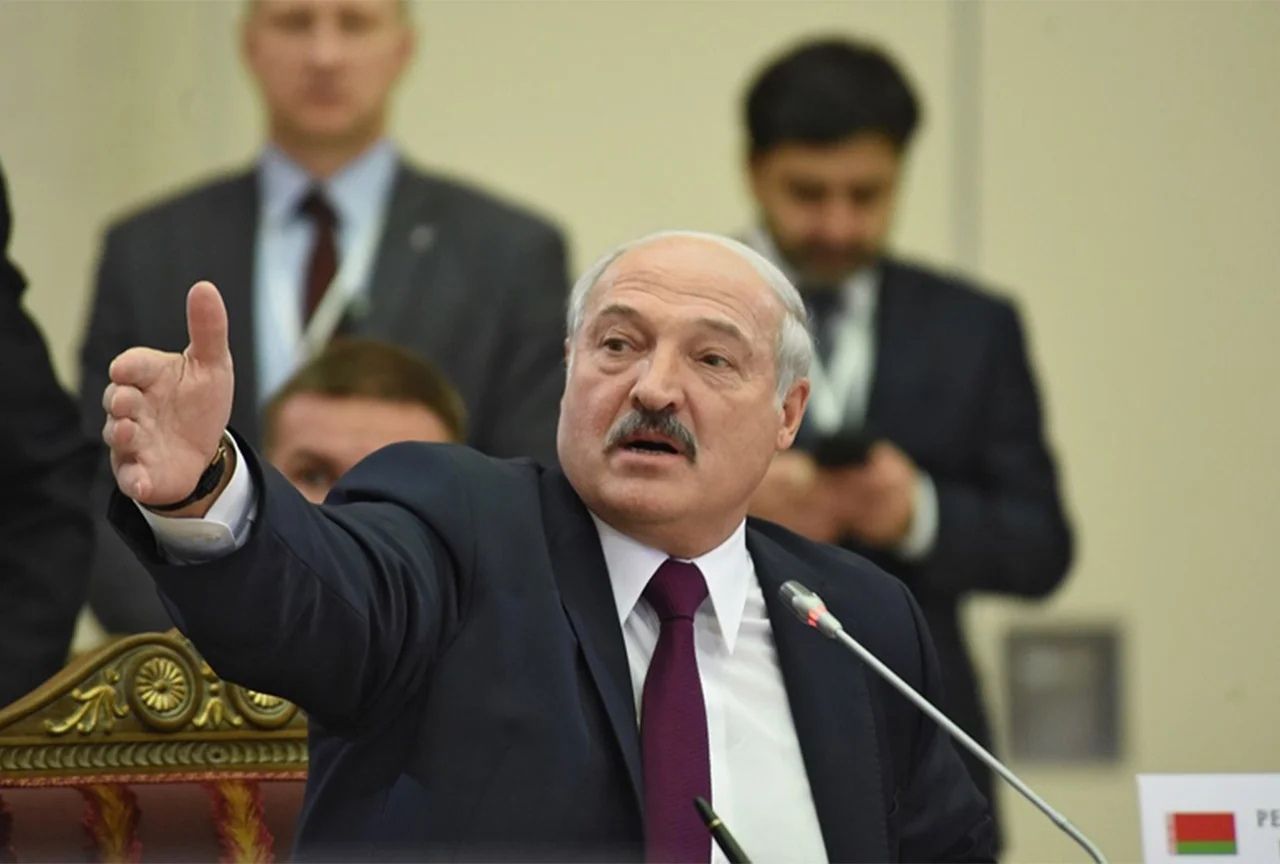 Лукашенко призвал поставить точку в реформах образования