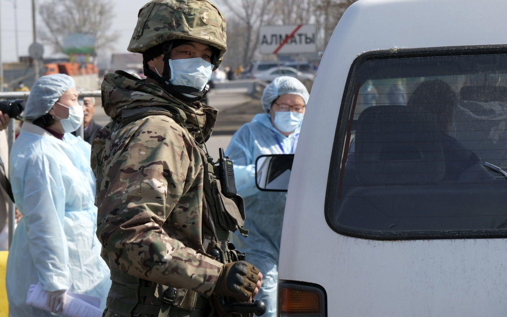В Казахстане могут вернуть жесткий карантин
