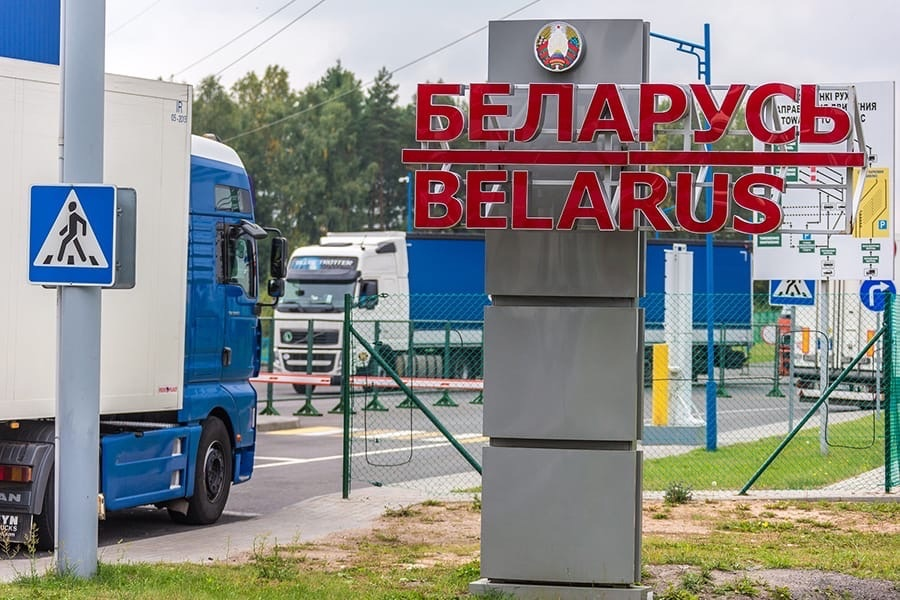 Москва и Минск договорились о транзите белорусских грузов через Россию