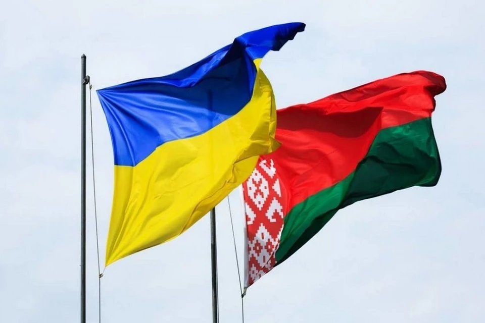 Украина ответила на высылку дипломатов из Беларуси