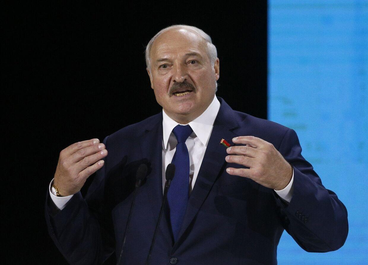 Лукашенко удивился острой реакции Тбилиси на контакты Беларуси с Абхазией