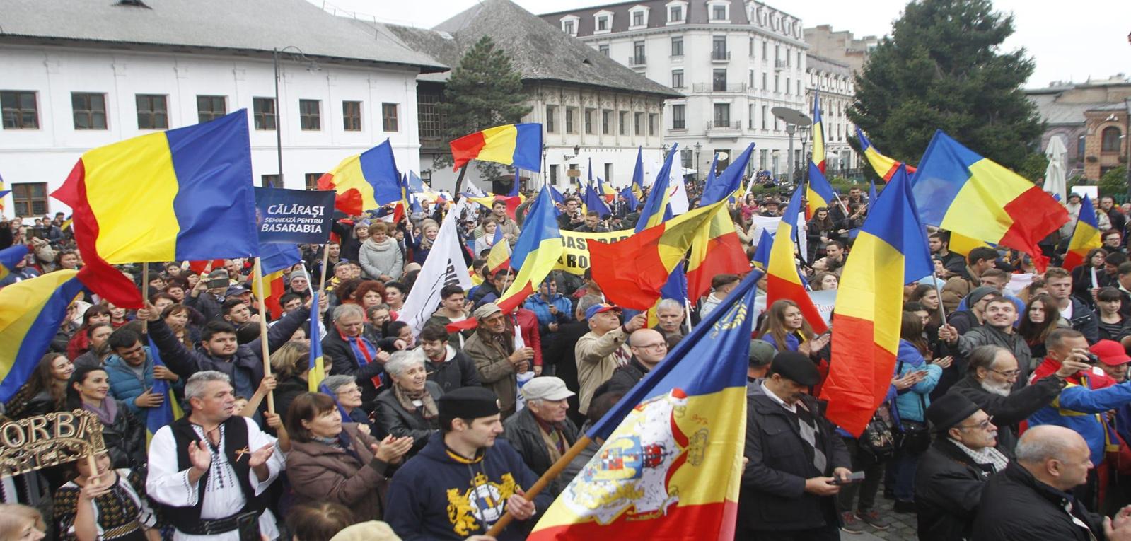 Политическая элита Румынии считает Молдову «вторым румынским государством» – эксперт
