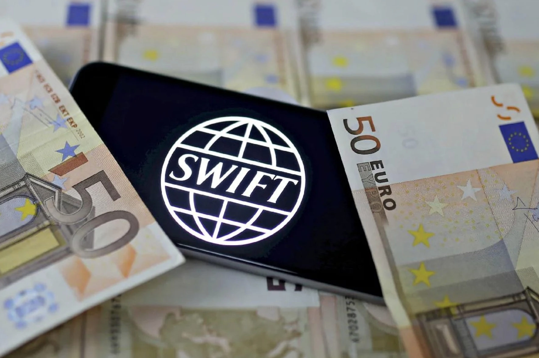 В ЕАЭС предложили отказаться от SWIFT в платежах между странами Союза