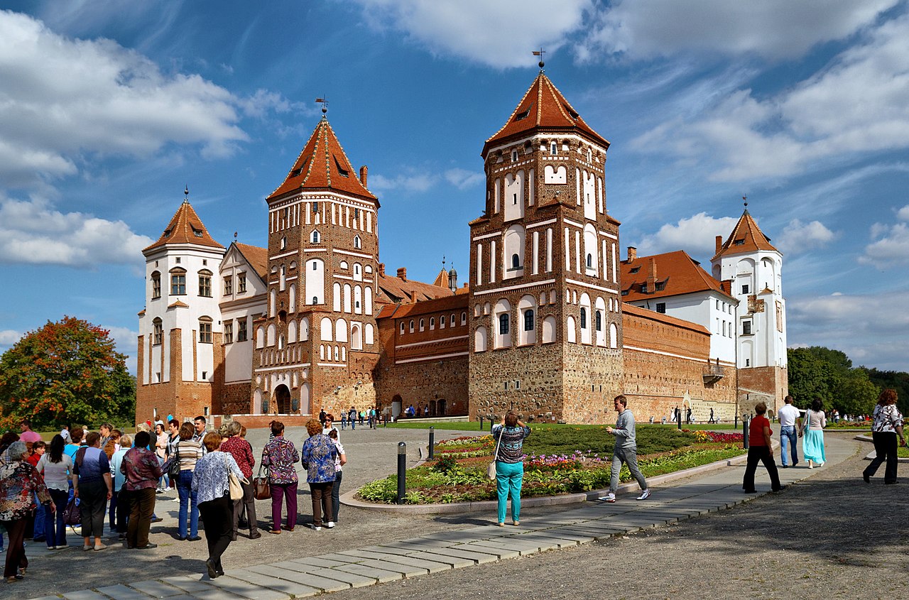 Развитие туризма в Союзном государстве: выгоды для Беларуси и России