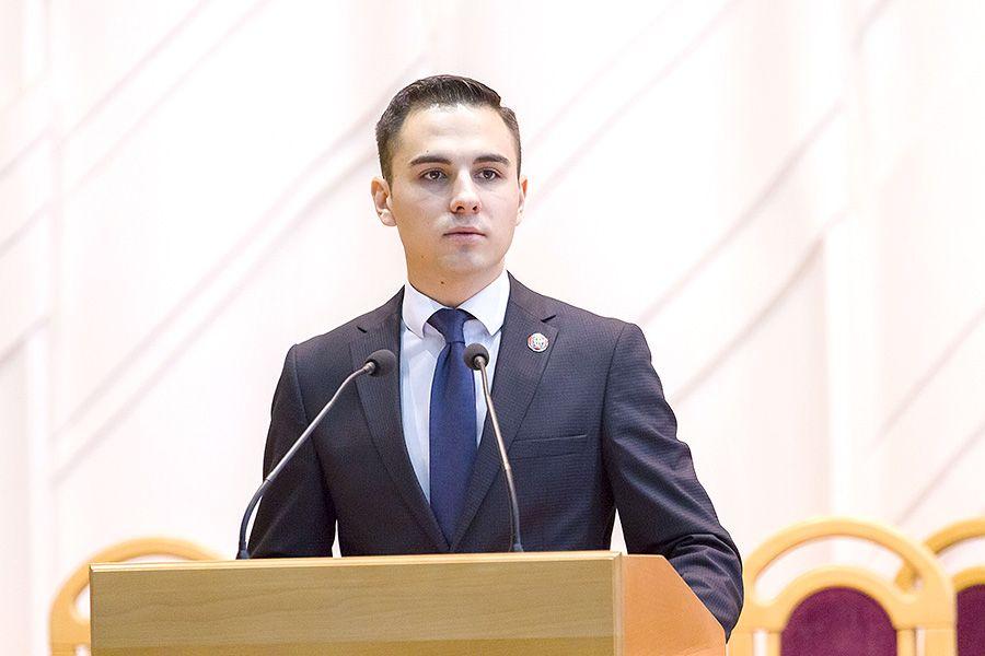 Макаревич: Молодежи Беларуси необходимо активно участвовать в евразийской интеграции