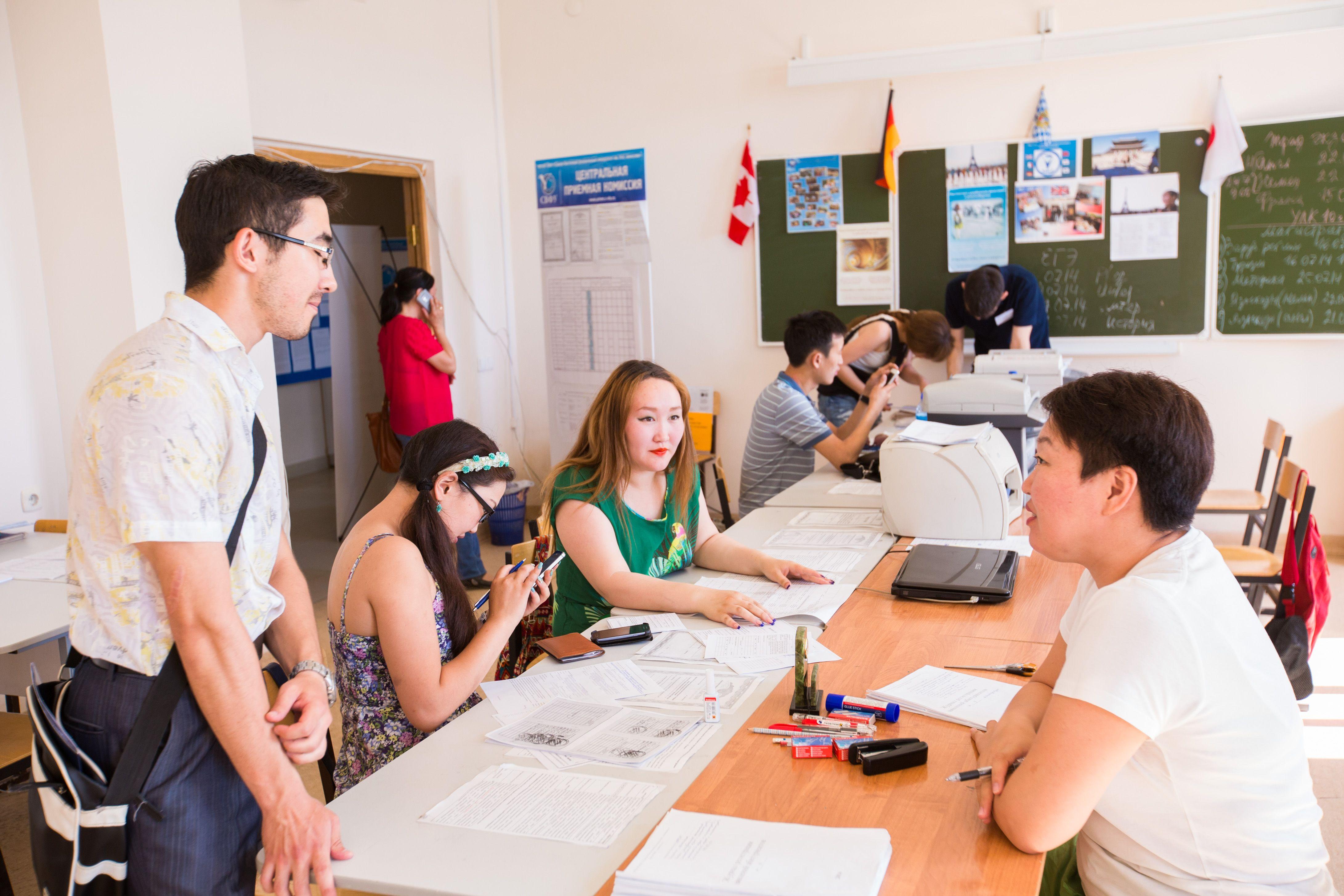 Выпускники школ Кыргызстана смогут бесплатно обучаться в Беларуси