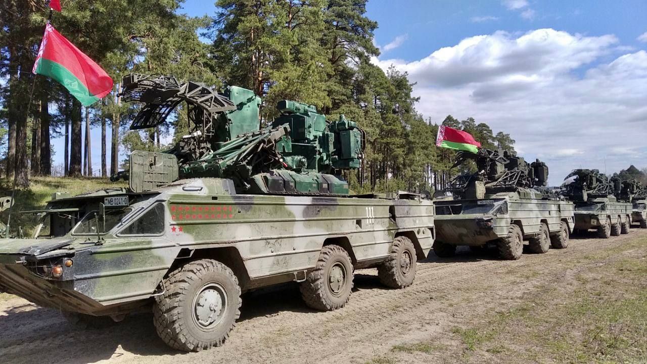 Беларусь начала проверку Вооруженных сил