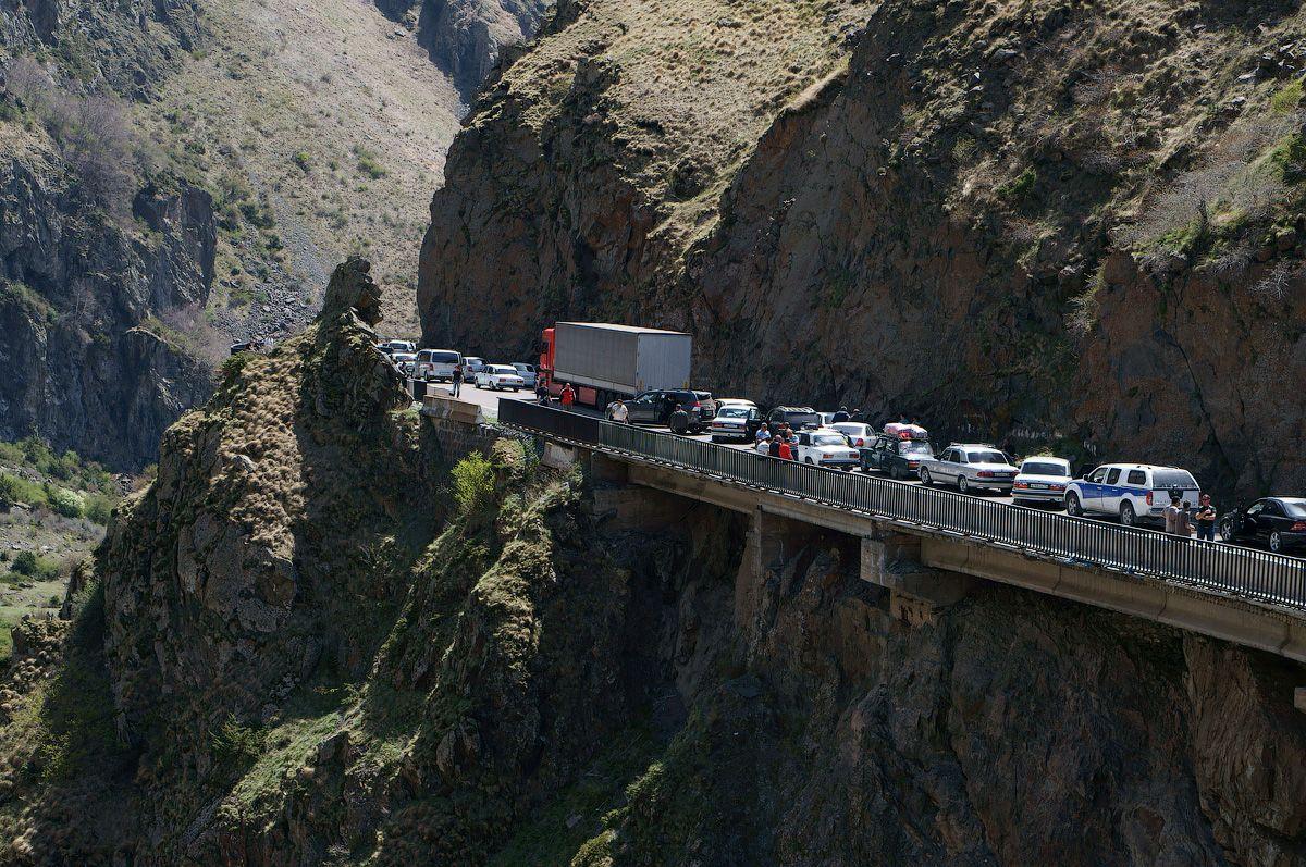 Сухопутная дорога из Армении в Россию не справилась с грузопотоком