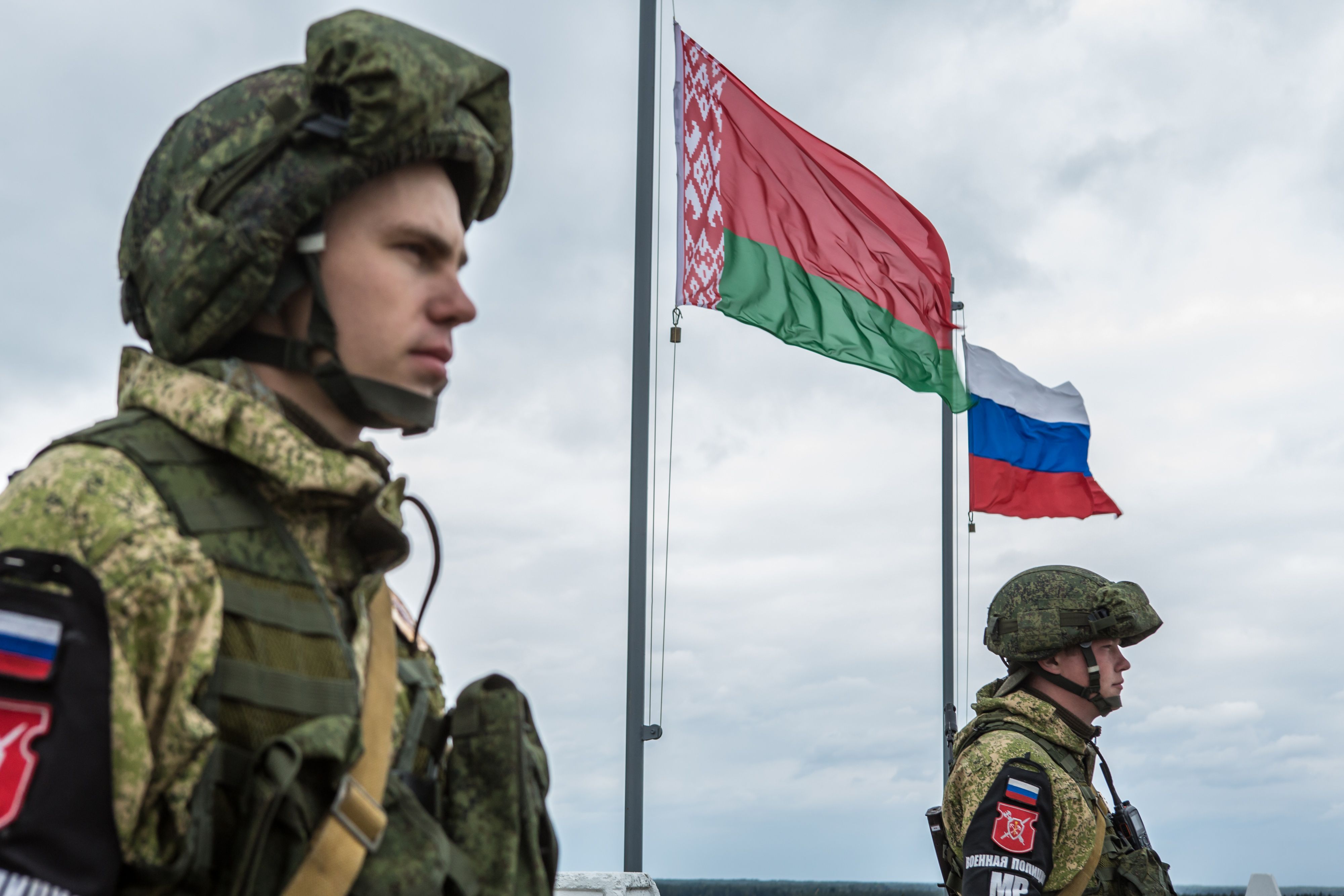 СМИ: Россия и Беларусь проведут самые масштабные военные учения за последние годы
