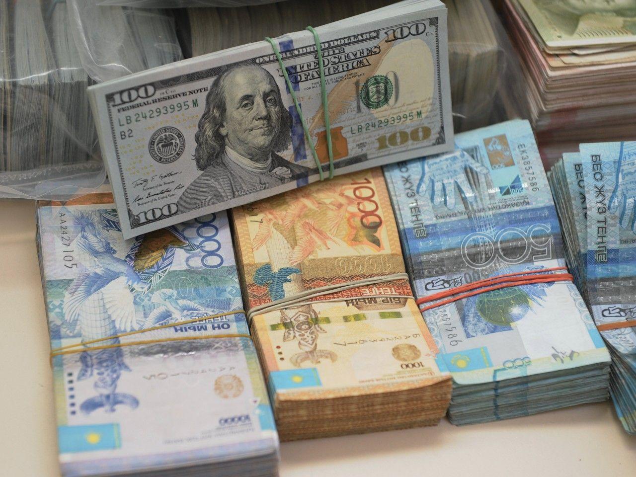 Спрос на тенге в Евразийском союзе обогнал спрос на доллар – ЕАБР