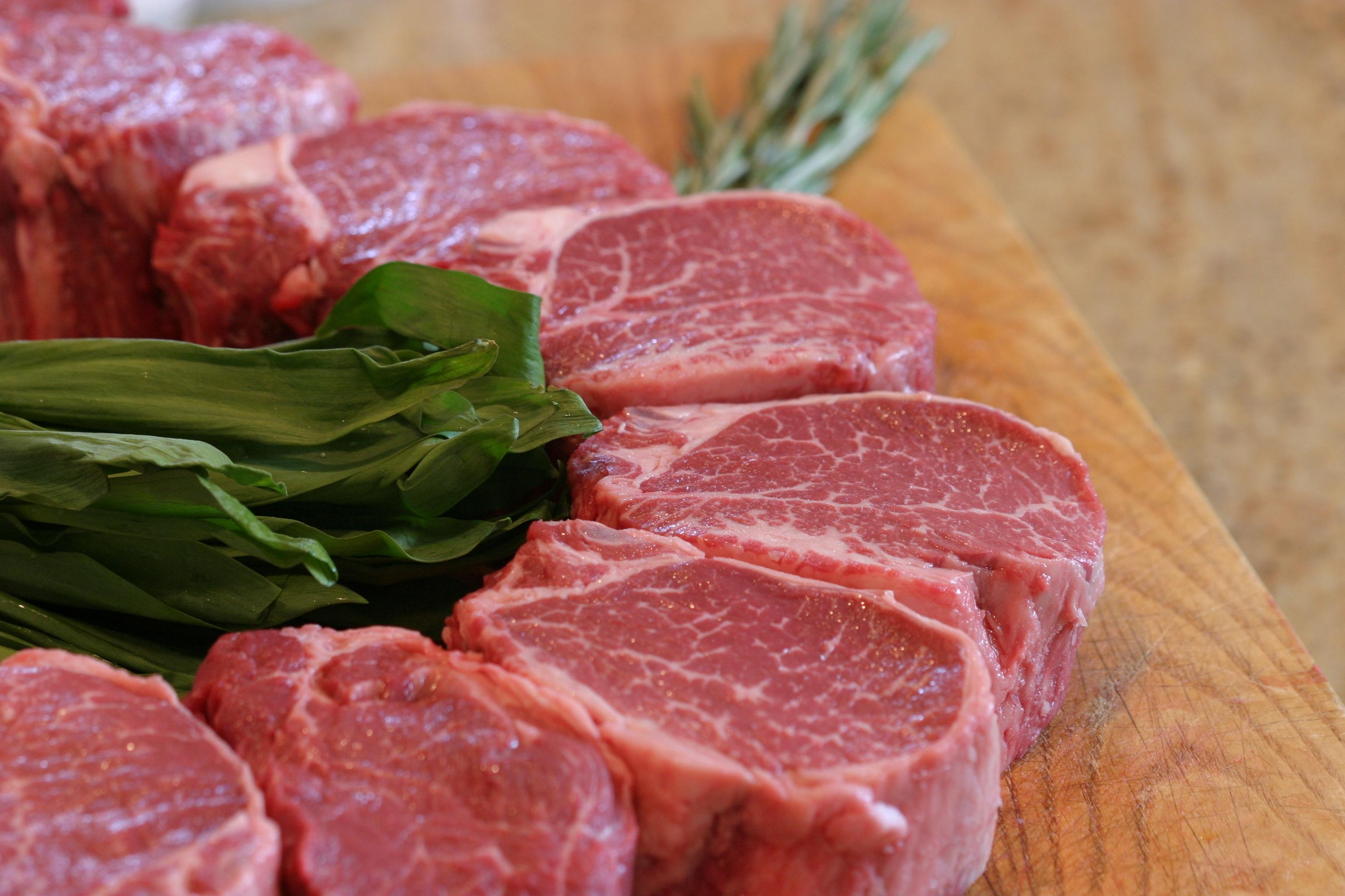 Россельхознадзор разрешил поставки мяса с четырех предприятий Беларуси