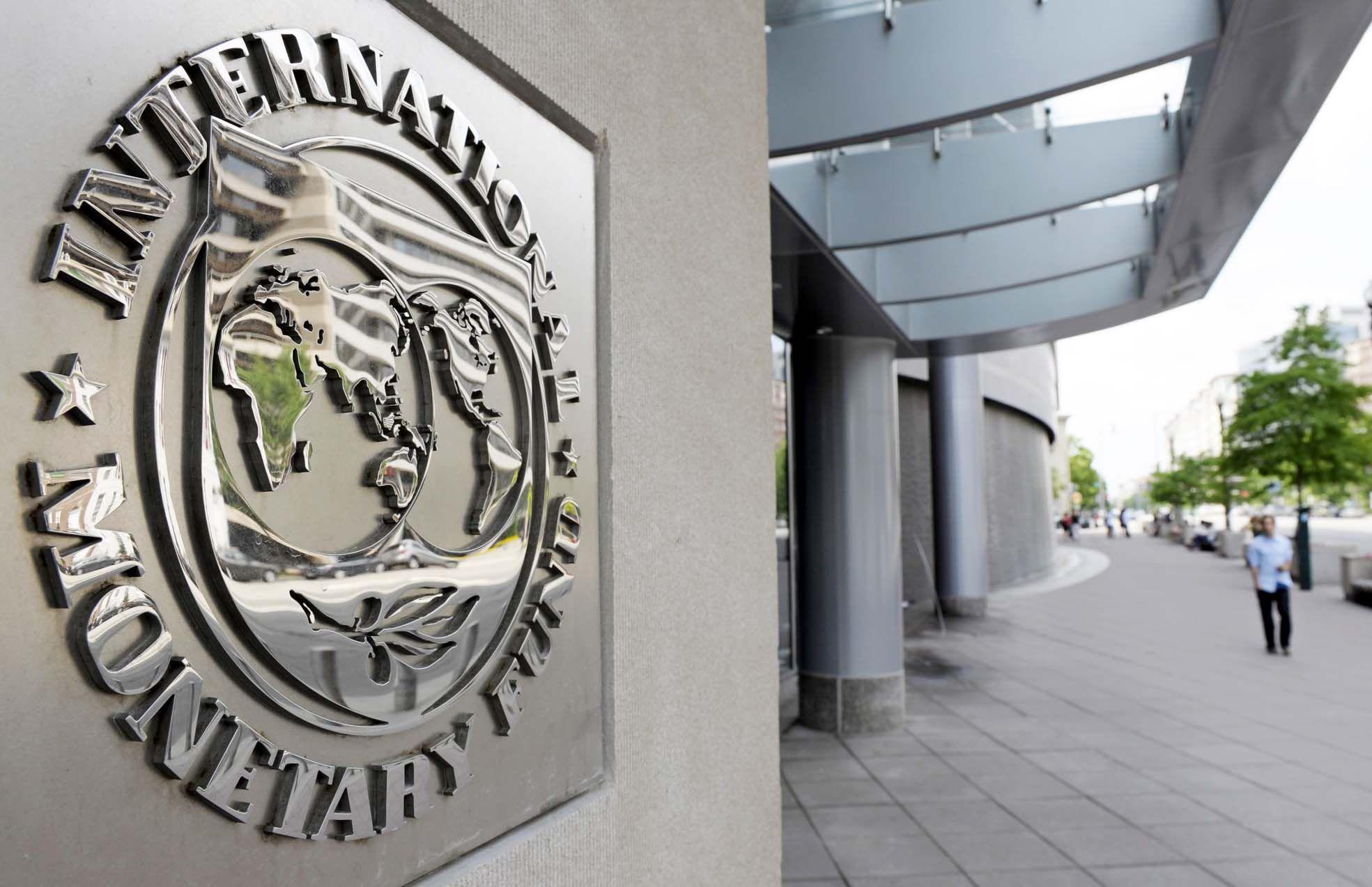 МВФ взял паузу в переговорах о выдаче кредита Беларуси