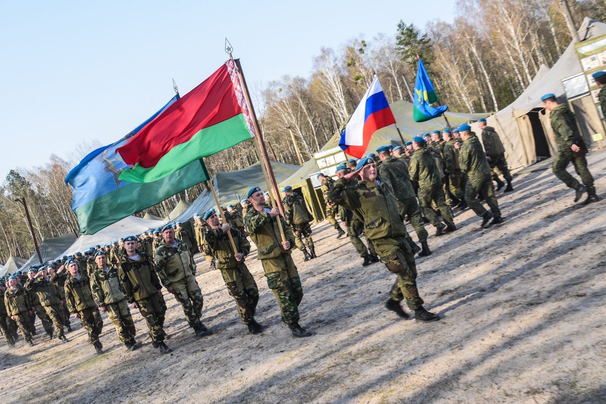 Беларусь и Россия начали учения у западной границы республики 
