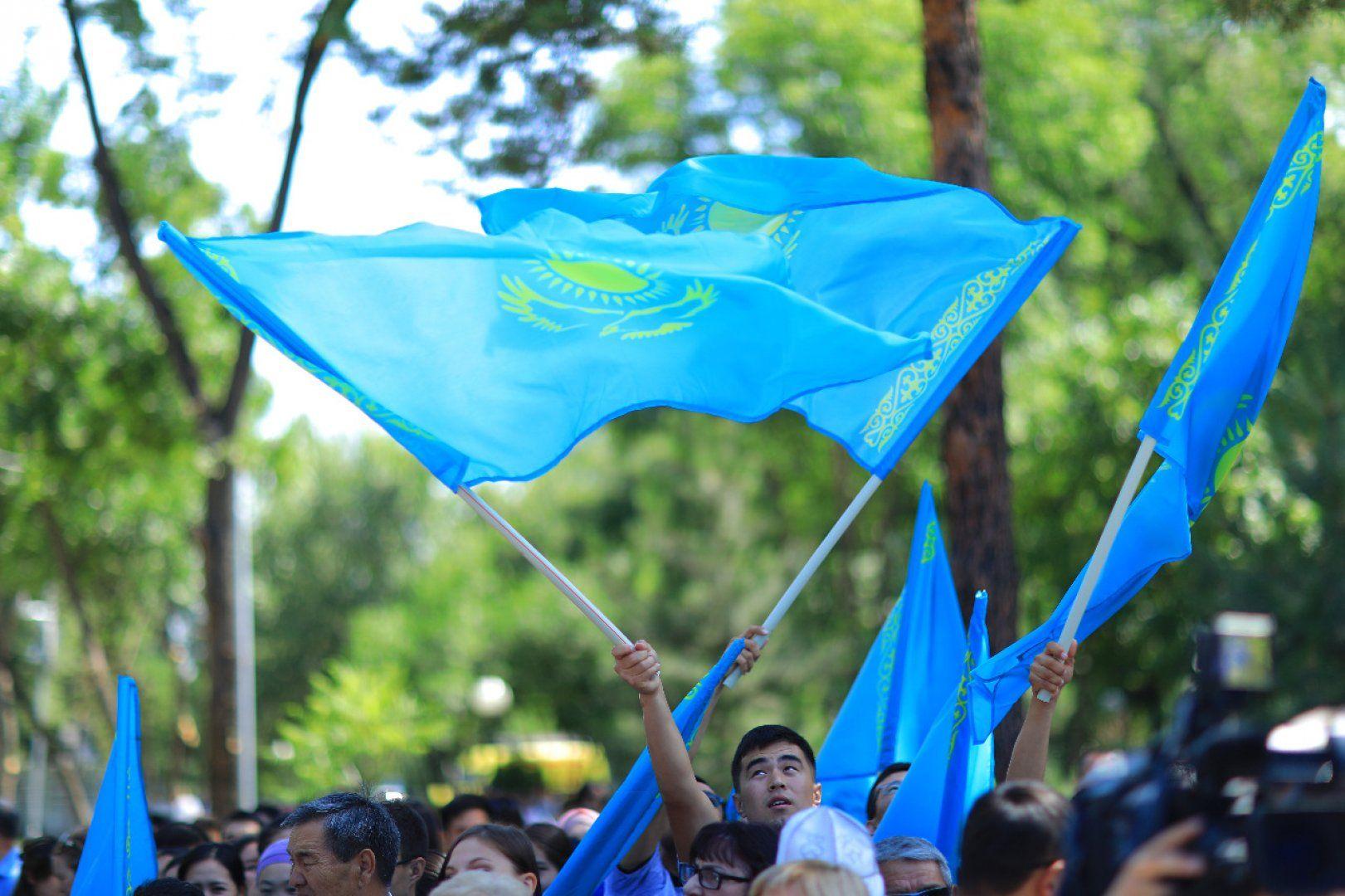 Перезагрузка правящей партии и борьба с иждивенцами: Казахстан на пороге новых реформ