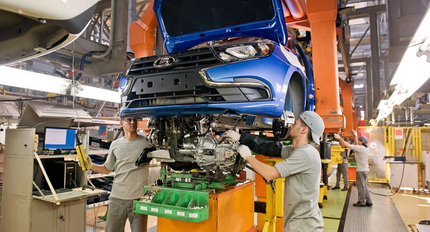 «АвтоВАЗ» начнет экспорт машин без импортных комплектующих в Беларусь и Казахстан