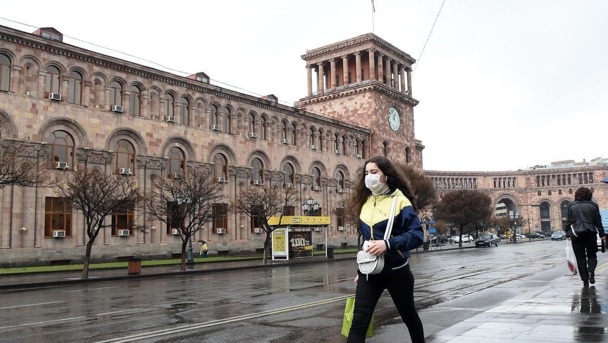 Минздрав Армении спрогнозировал несколько пиков пандемии