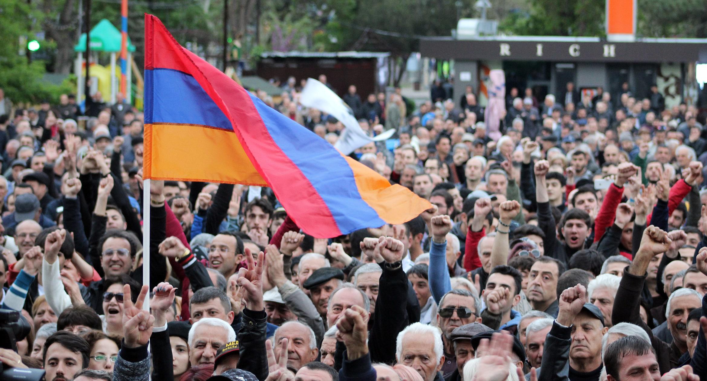 Власти Армении ответили на претензии оппозиции