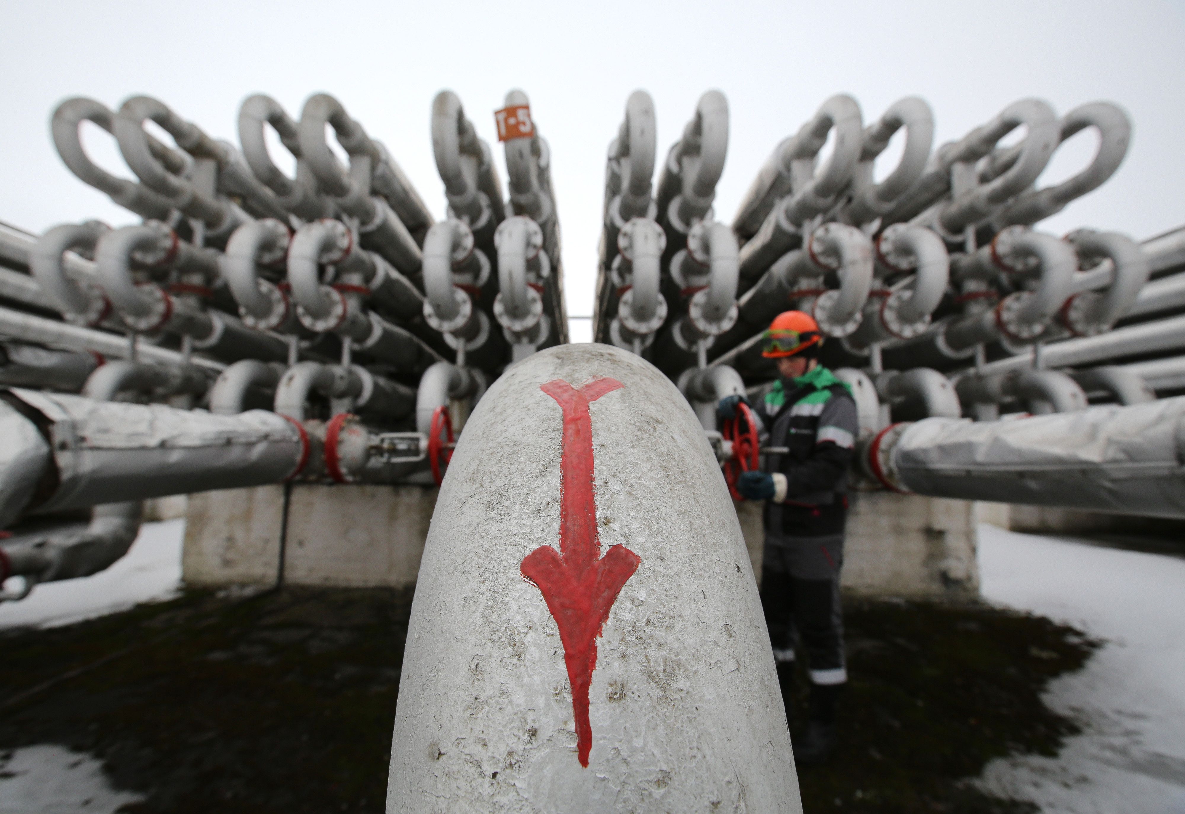 Отказ от российского газа оказался фейком: как Польша обходит собственные санкции